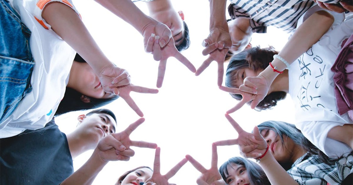 Creating a good profile for searching pen pals