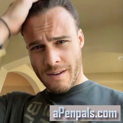 Kerembursin, 19840504, Barra Velha, Santa Catarina, Brazil